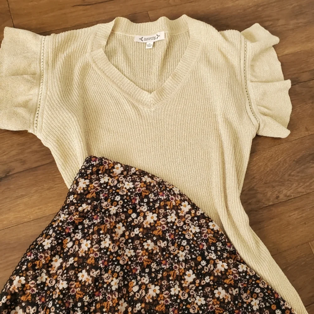 Matching Set - Picture 2 of 2